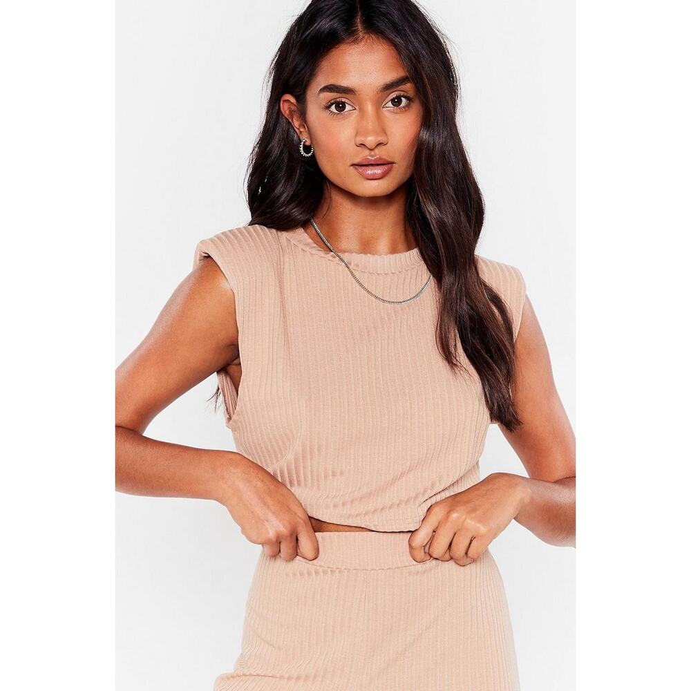 Nasty Gal NWT Taupe Ribbed Padded Shoulders Crop Top - Size Small - Sleeveless